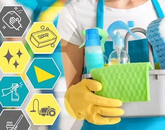 Main Team Cleaning Image 3
